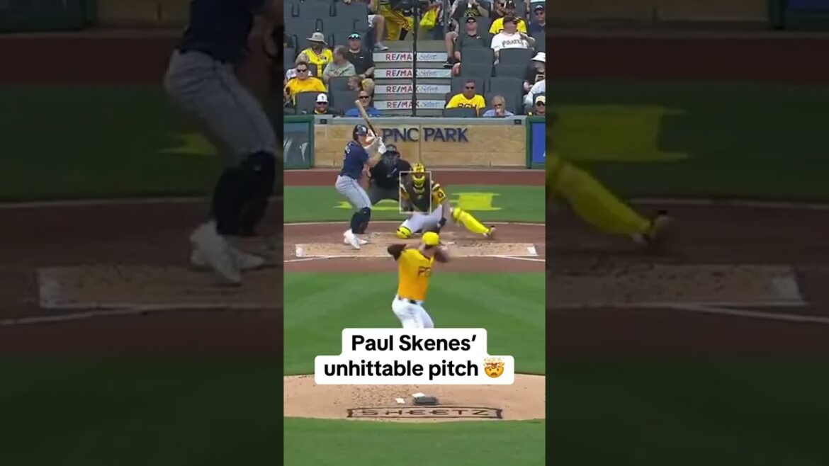 This pitch is called the splinker π₯ This pitch is called the splinker π₯