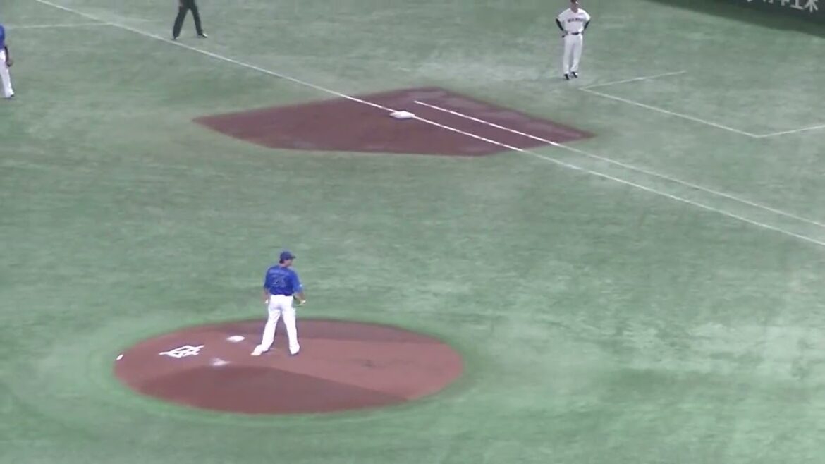 坂本勇人が濵口遥大から四球を選ぶ【CS 読売ジャイアンツ 対 横浜DeNAベイスターズ 2024年10月20日】