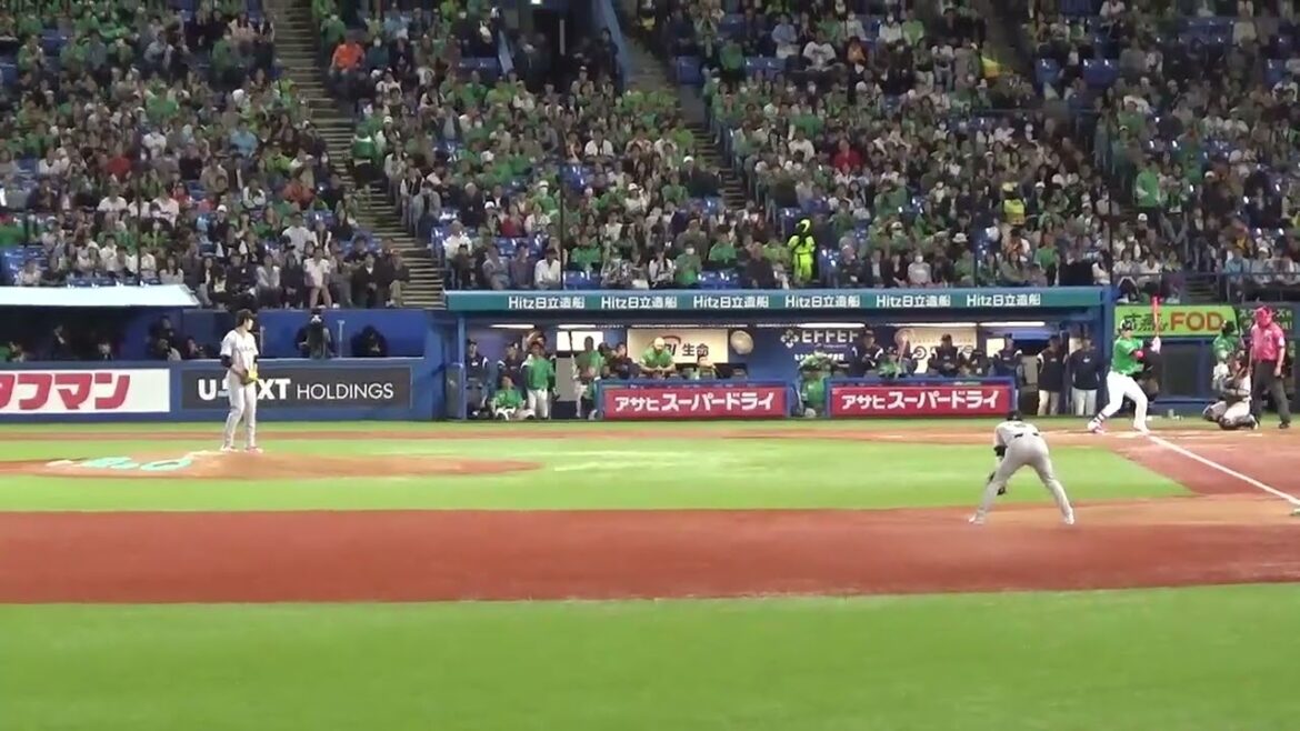 2024年5月12日　ヤクルト対巨人　9/13　6回裏の高橋礼の投球　同点後2死2塁で代打・川端慎吾が登場もライトフライに打ち取り勝ち越し点は許さない