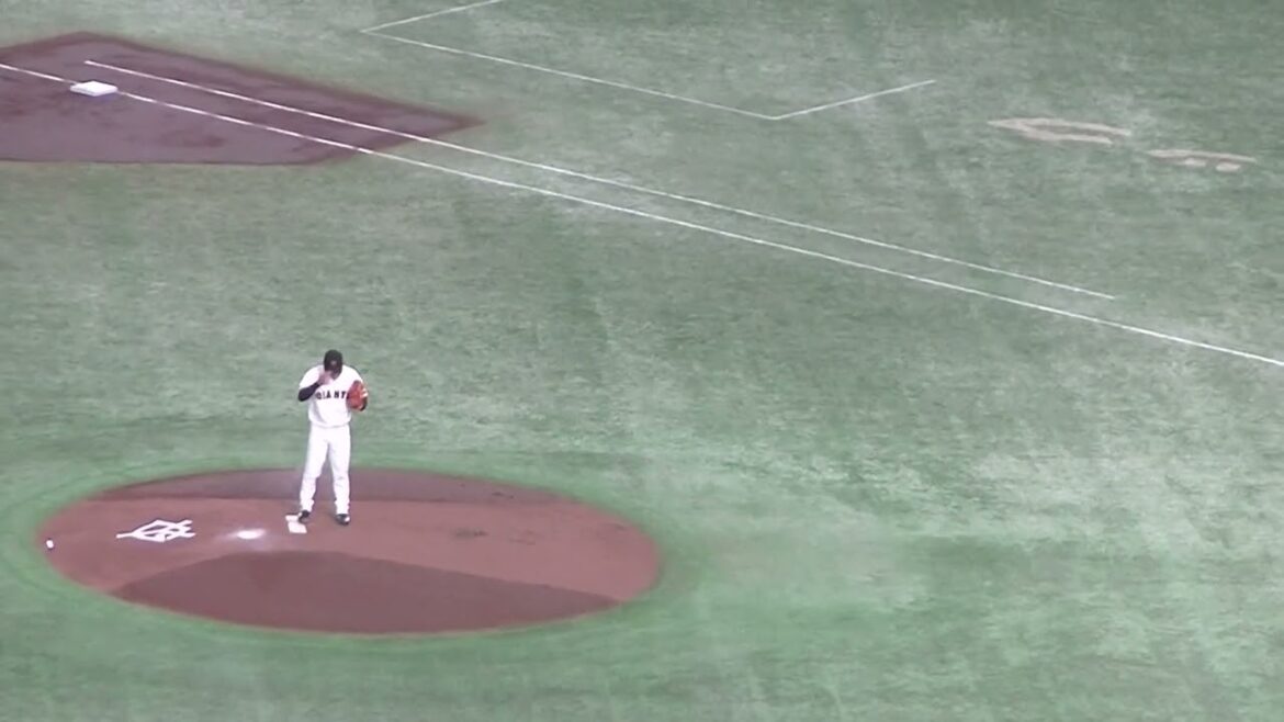 川越誠司を三振にとってベンチへ戻る赤星優志【読売ジャイアンツ対 中日ドラゴンズ2024年9月16日】