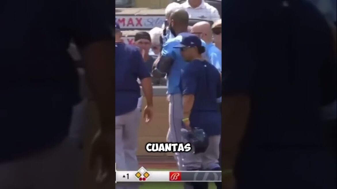 Amed Rosario fue golpeado por una recta a 100 millas en la cara