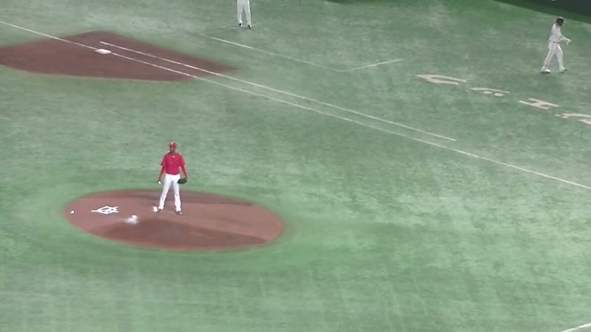 一死から坂本勇人がアドゥワ誠からレフトへヒット【読売ジャイアンツ対 広島東洋カープ  2024年8月6日】