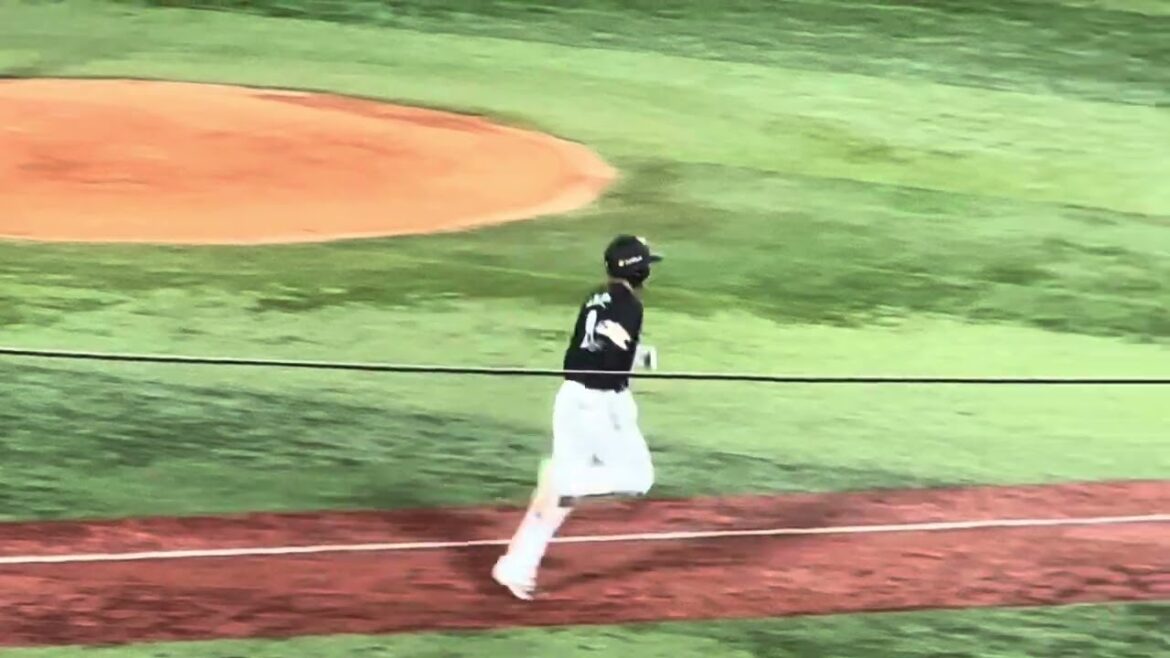 柳田悠岐の日シリ第1号2ランホームラン！