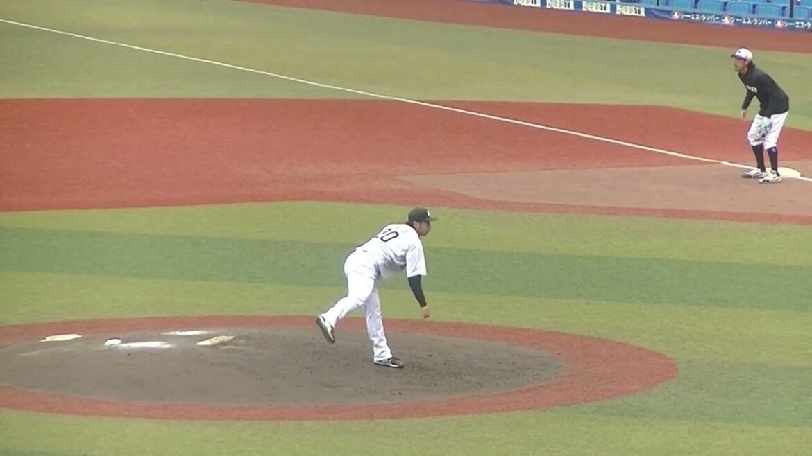 【合同トライアウト】マリーンズ東條大樹が投球練習2024年プロ野球12球団合同トライアウト11月14日