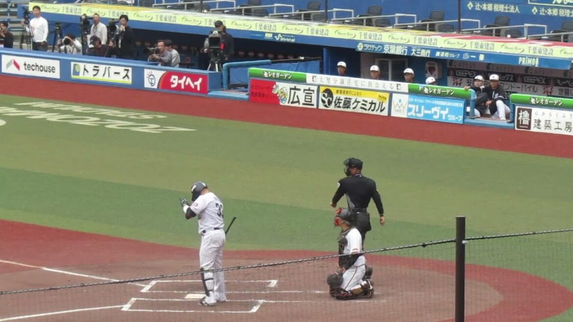 トライアウト〜ヤクルト西田明央が四球を選ぶ（2024年11月14日 プロ野球合同トライアウト ）