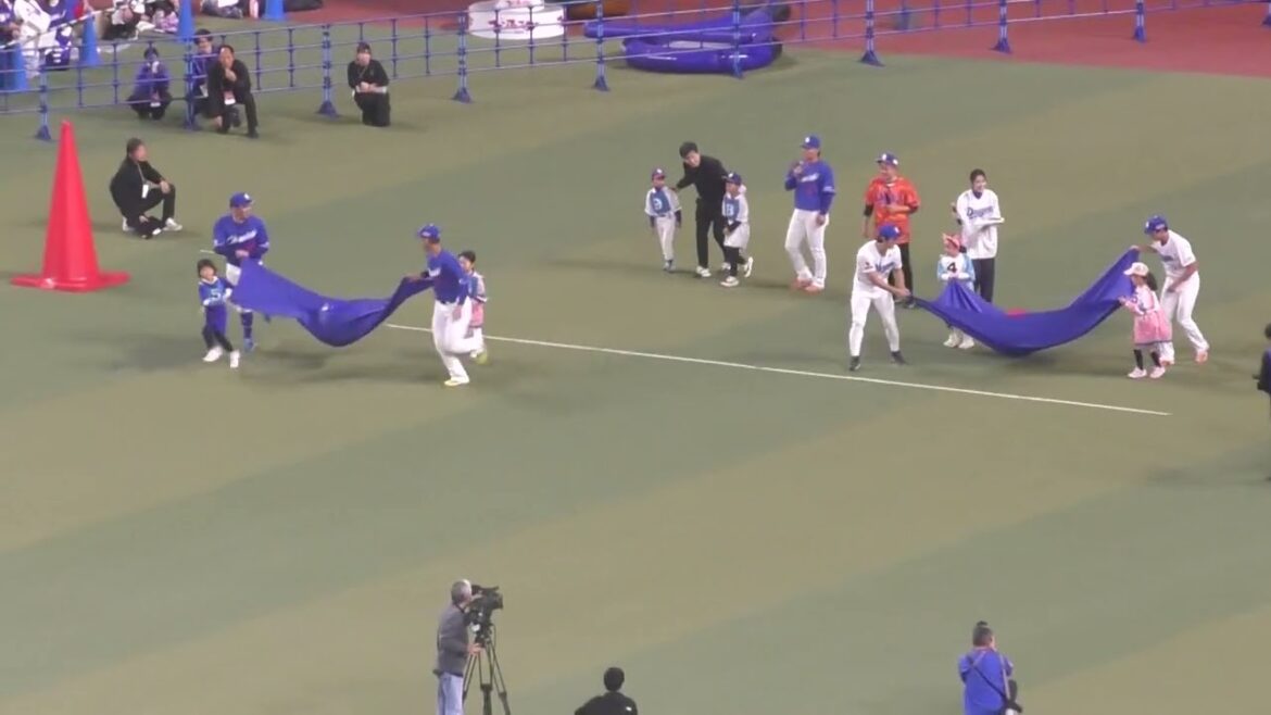 空飛ぶ大玉対決　#中日ドラゴンズ　ファンフェスタ2024