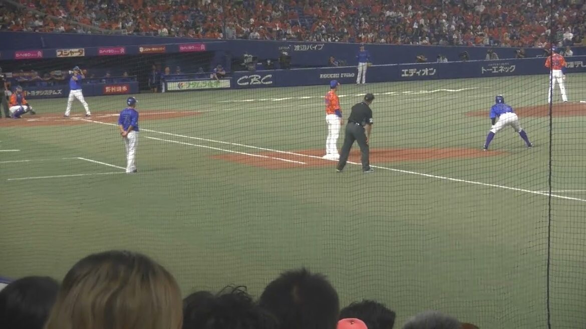 横浜DeNAベイスターズ 伊藤光選手 第1打席 空振り三振 VS 中日ドラゴンズ 2024/10/6 バンテリンドーム