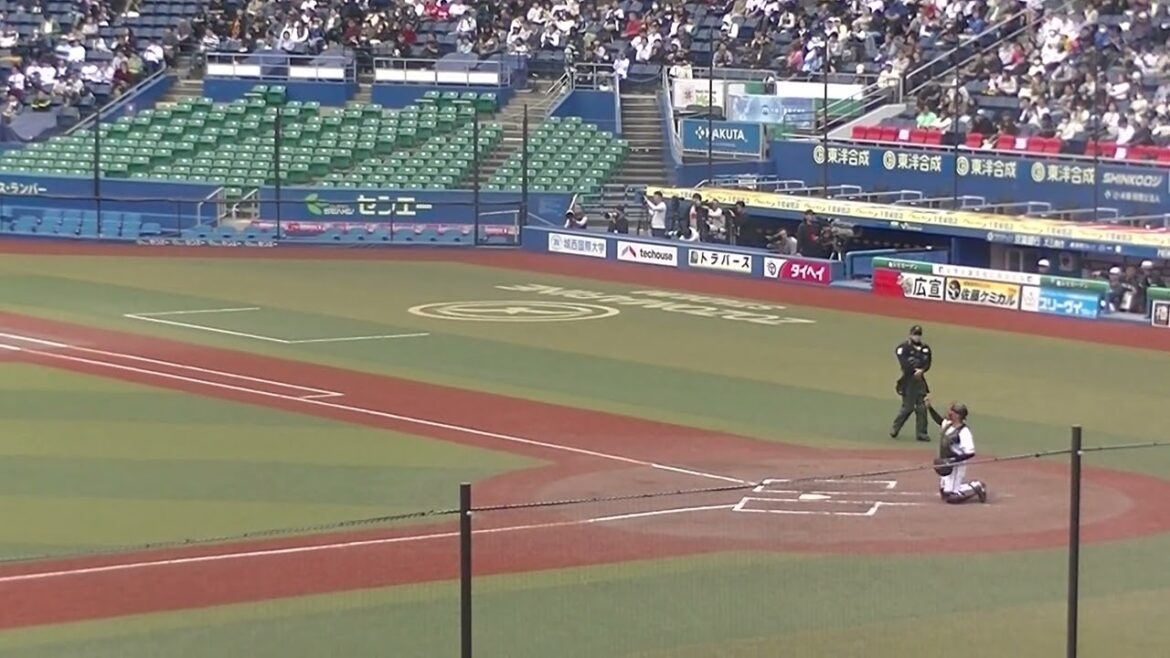 【合同トライアウト】カープ藤井黎來の投球練習〜ジャイアンツ前田研輝をショートゴロに打ち取る 2024年プロ野球12球団合同トライアウト11月14日