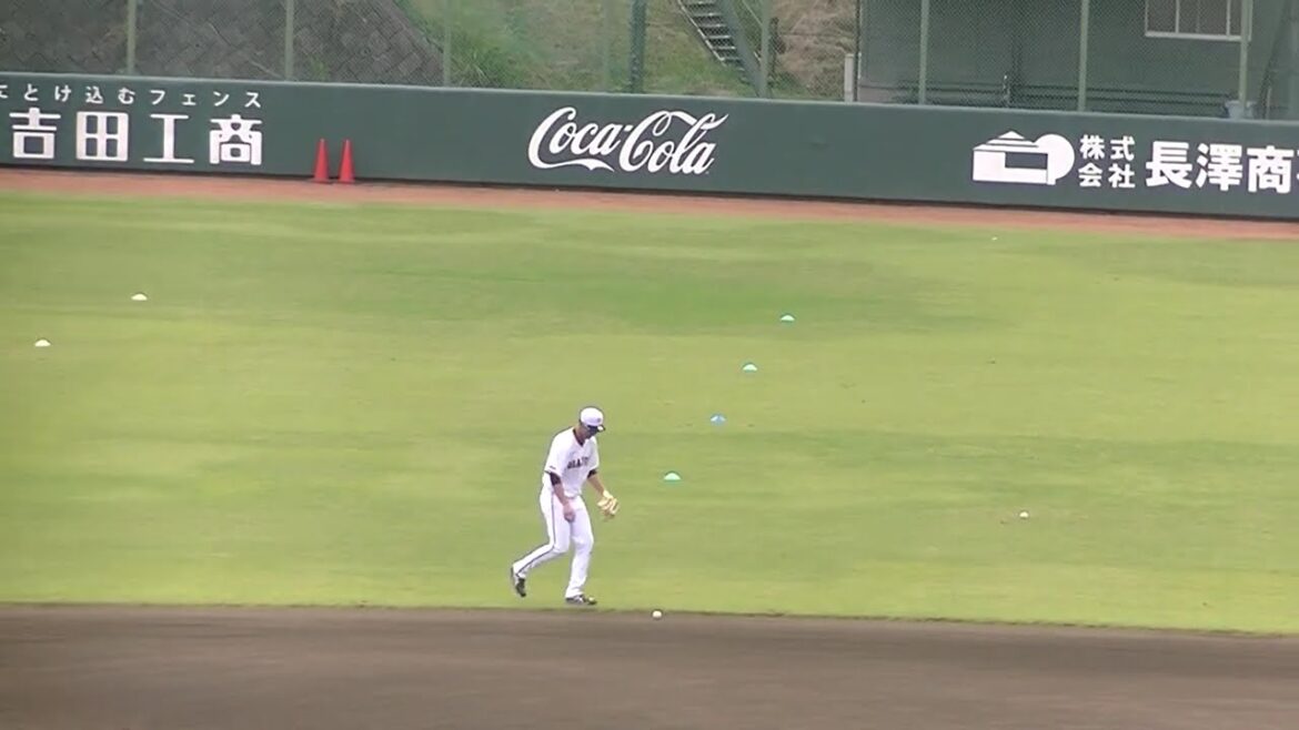 巨人 秋広優人 新コーチ松本哲也コーチにマンツーマン指導【巨人 秋季練習 2024年10月31日】 #読売ジャイアンツ
