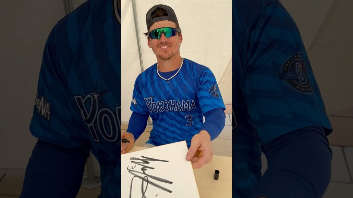 【祝・残留】オースティン選手のサイン会　#横浜denaベイスターズ #baystars #タイラーオースティン #オースティン #サイン会 #沖縄キャンプ #宜野湾キャンプ #横浜