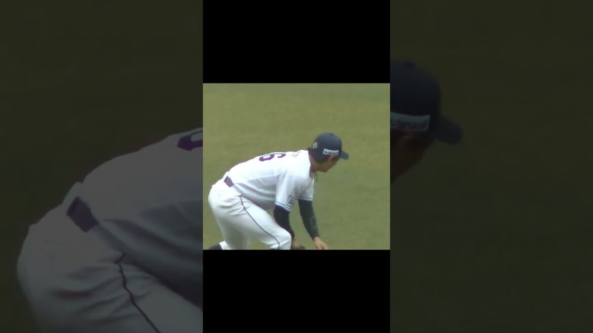 【合同トライアウト】ライオンズ鈴木将平がファインプレーでアピール2024年プロ野球12球団合同トライアウト11月14日