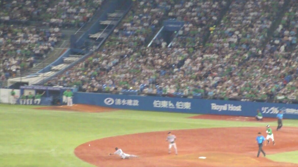 ヤクルト 西川遥輝 タイムリーヒット　ヤクルト vs 巨人　2024年7月5日(金) 神宮球場