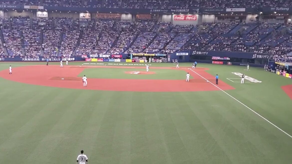 20240627　打者は緒方理貢！関西ﾎｰｸｽの【関西限定3文字応援ｺｰﾙ】で応援だ！　3回表　福岡ｿﾌﾄﾊﾞﾝｸﾎｰｸｽ@京ｾﾗﾄﾞｰﾑ大阪･ﾚﾌﾄ外野下段 Bsｵﾘ姫ﾃﾞｰ2024