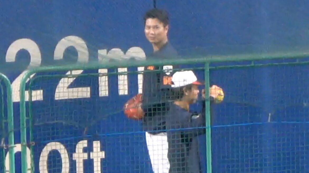 高橋宏斗の投球を味わうバッター役の清水達也　侍ジャパンシリーズ　日本VSチェコ　2024/11/10