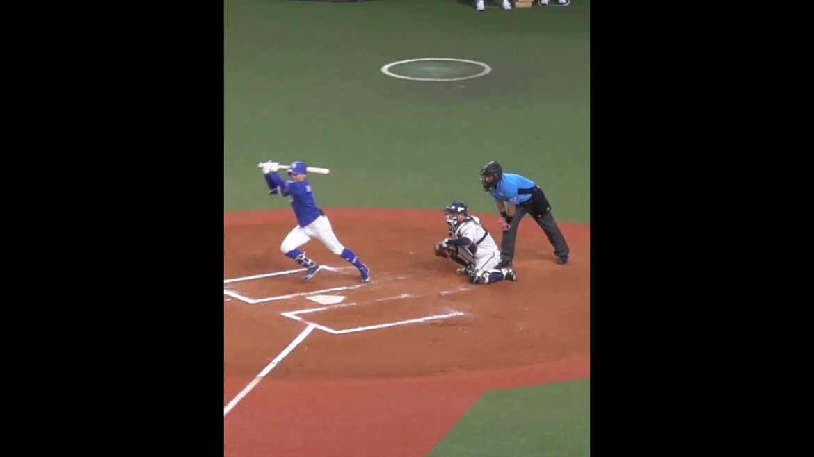 岡林 勇希　しぶといバッティングで出塁　#中日ドラゴンズ #shorts