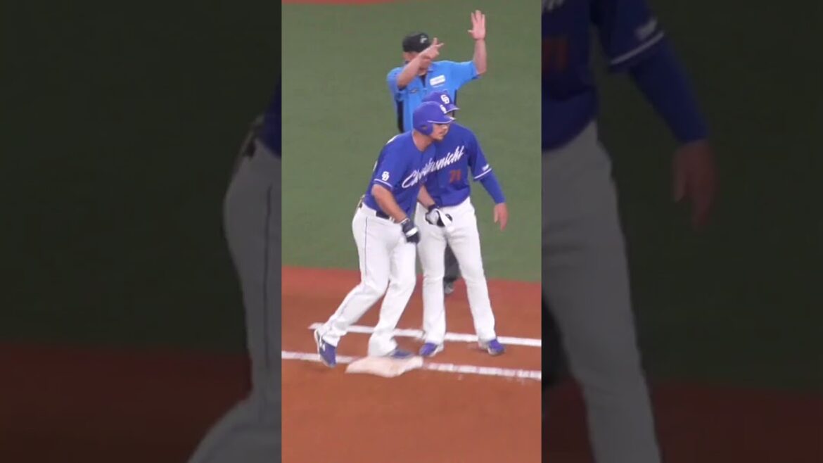 アレックス・ディカーソン　レアなヒットシーン　#中日ドラゴンズ #shorts