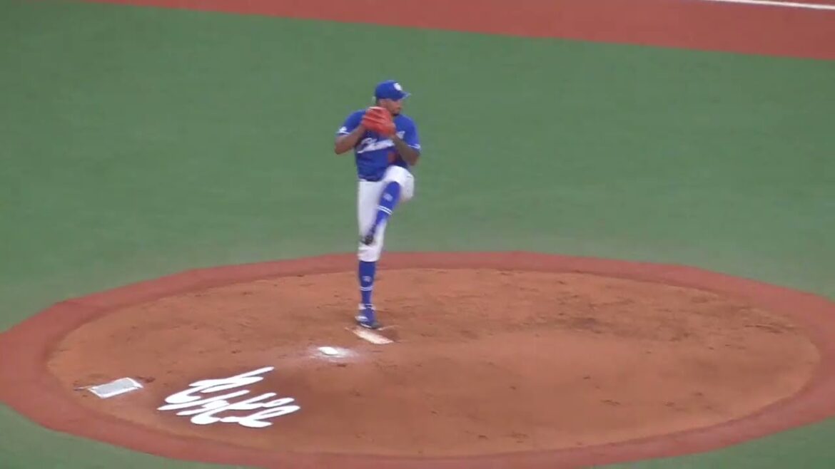 ウンベルト・メヒア vs 頓宮 裕真　飛球注意あり　#オリックスバファローズ #中日ドラゴンズ