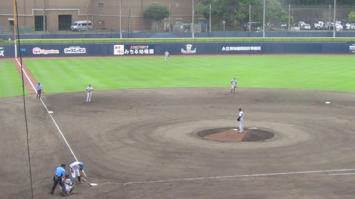 日ハム有薗直輝を三振に仕留める堀田賢慎＜日本ハムファイターズ対 読売ジャイアンツ2024年6月25日＞