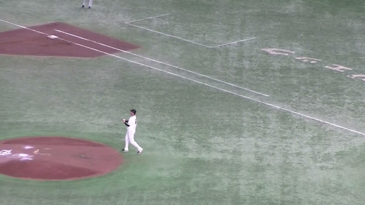 伊藤光を抑える平内龍太 勝利のジャイアンツ【読売ジャイアンツ対 横浜DeNAベイスターズ2024年7月13日】