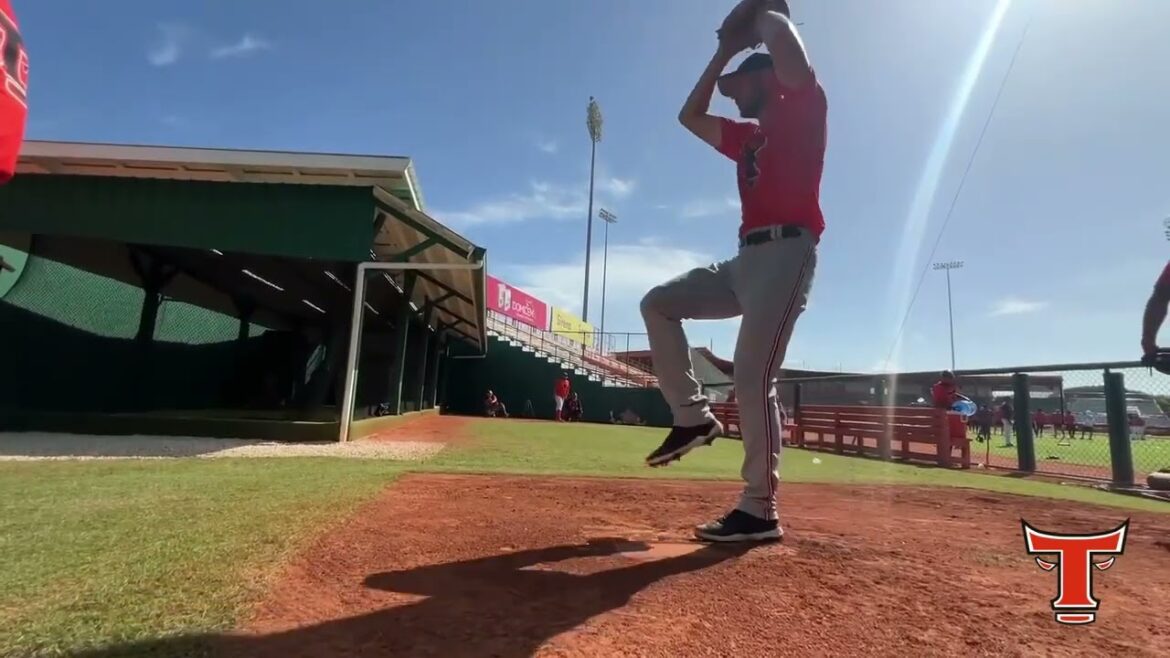Sesión de bullpen - Matt Dermody, LZ Toros del Este
