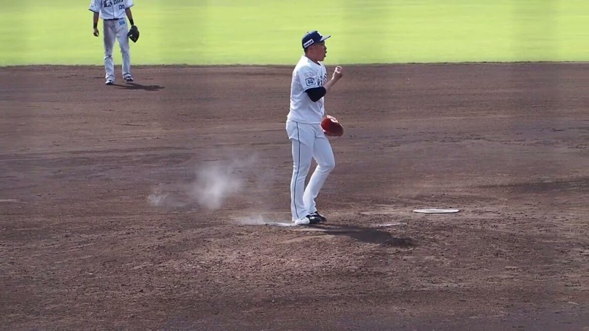 2024.06.08 埼玉西武-東京ヤクルト(カーミニーク) 伊藤翔 投球シーン