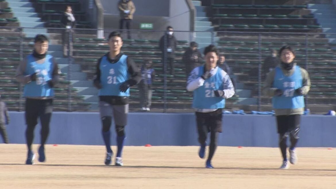 【中日ドラゴンズ】新人合同自主トレ開始　　　ナゴヤ球場