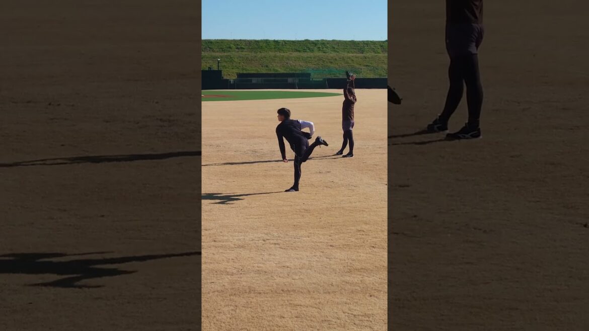 今野龍太 投手、長谷川宙輝 投手 自主トレ 2025.1.13 戸田球場 #ヤクルトスワローズ 今野龍太 投手、長谷川宙輝 投手 自主トレ 2025.1.13 戸田球場 #ヤクルトスワローズ