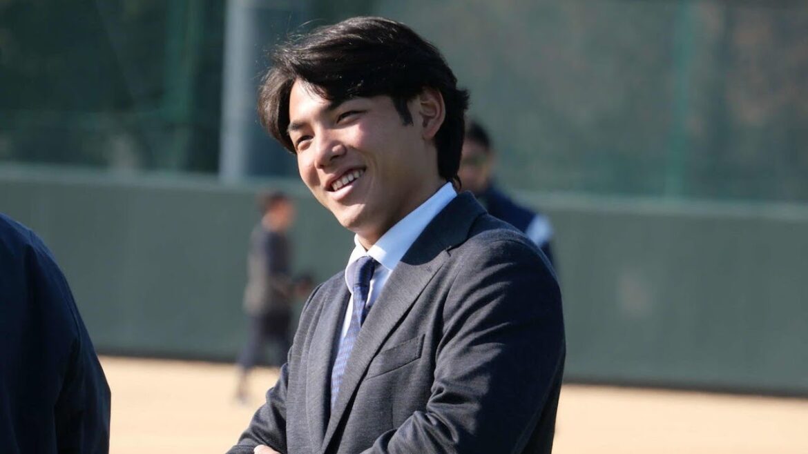 【楽天】人的補償で加入の小森航大郎、戸田球場で“古巣”に挨拶　内川聖一氏から粋なプレゼントdrama News