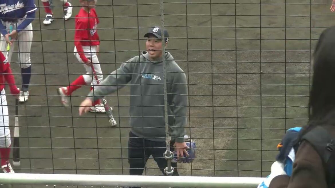 【チーム青柳】青柳晃洋投手が野球教室でバッティングを披露 自主トレ 愛鷹球場 2025/1/19