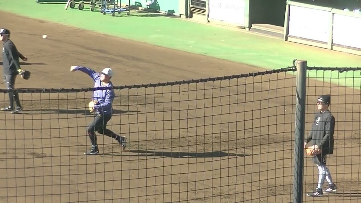 【巨人】増田陸がキャッチボール【ジャイアツ球場 自主トレ 2025年1月29日】