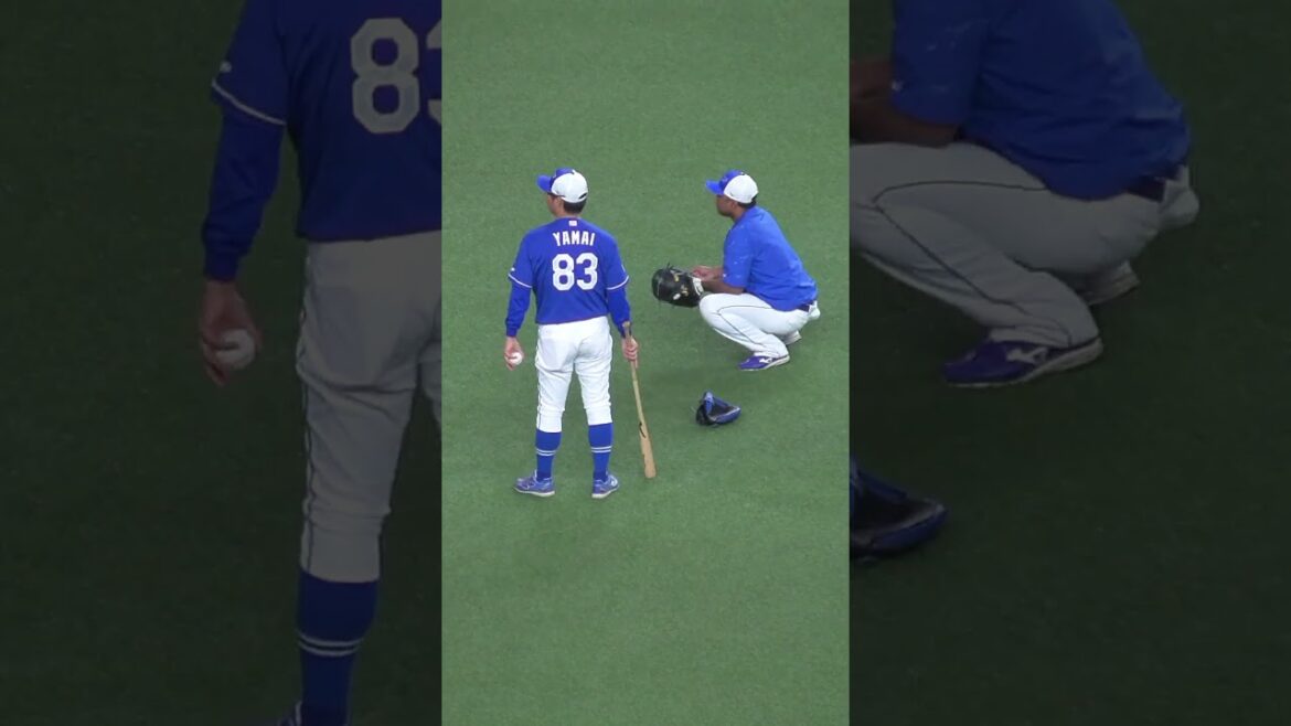 山井 大介 ｺｰﾁ & ルイス・フランシス ブルペン捕手兼打撃投手兼通訳兼編成部国際交渉　#中日ドラゴンズ #shorts