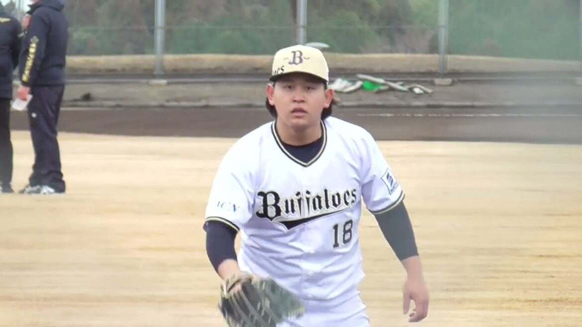 【プロ野球】2025年2月2日　オリックスキャンプ　『宮城選手　キャッチボール』