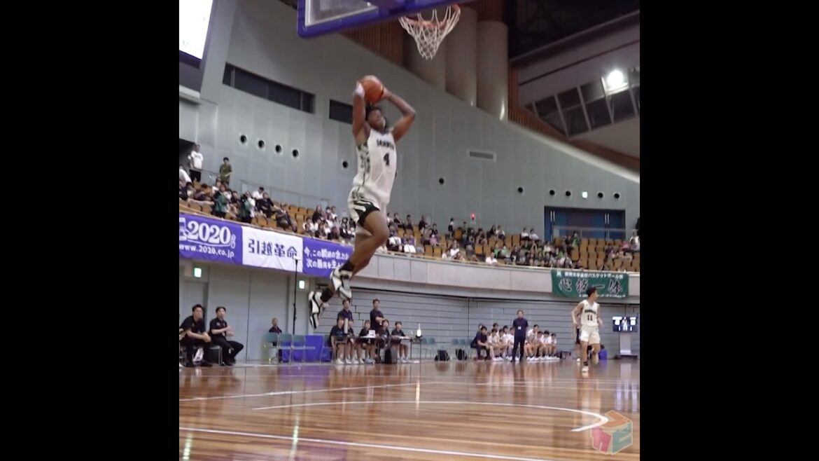 #バスケ 大阪王者の豪快スラムダンク💪💥ブロックでも攻守に奮起‼️ゴッツウィル (阪南大学高校3年/196cm/No.4)[近畿大会2024] #shorts #高校バスケ