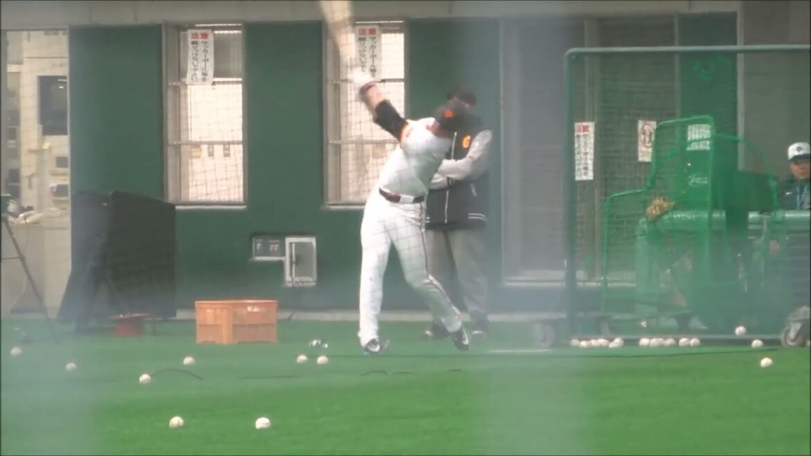 T.キャベッジ選手、バッティング練習（マシーン・山なりボール）～読売ジャイアンツ宮崎春季キャンプ2025・初日～