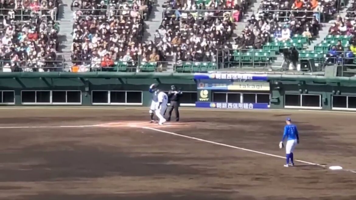 20240302 ▲ 山川穂高 第2打席の登場曲【「オジー自慢のオリオンビール」/BEGIN】 4回ウラ 福岡ソフトバンクホークス@北九州市民球場・外野レフト オープン戦 20240302 ▲ 山川穂高 第2打席の登場曲【「オジー自慢のオリオンビール」/BEGIN】 4回ウラ 福岡ソフトバンクホークス@北九州市民球場・外野レフト オープン戦