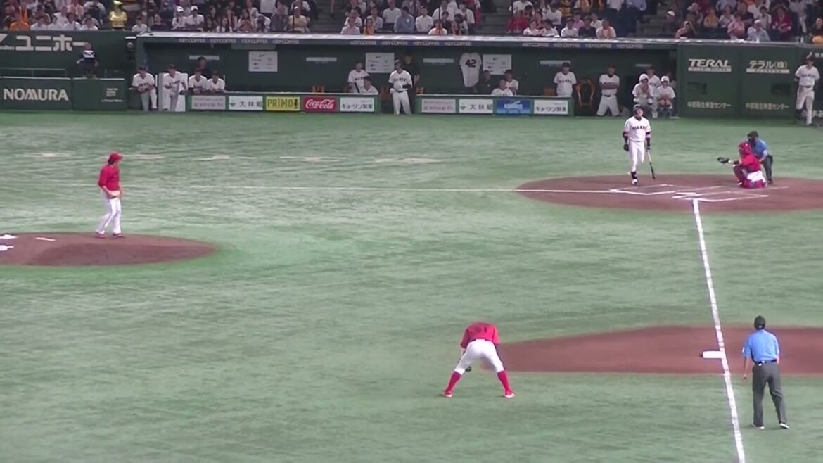 丸佳浩を三振にとる床田寛樹＜読売ジャイアンツ 対 広島カープ 2024年8月21日＞