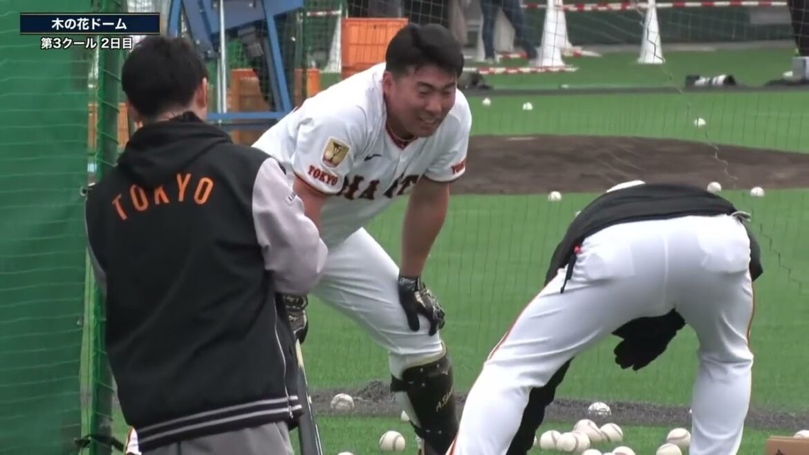 【春季キャンプ】阿部監督の猛特訓①浅野トスバッティング【巨人】