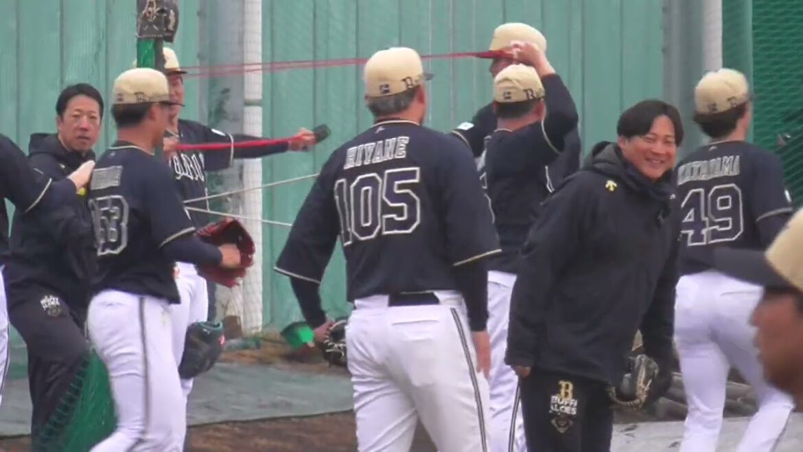 【プロ野球】2025年2月12日　オリックス　キャンプ　『投手　キャッチボール』