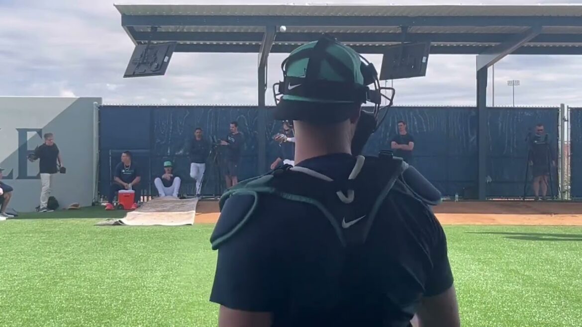 Luis Castillo Throws Bullpen Session with Seattle Mariners! (2025 MLB Spring Training)