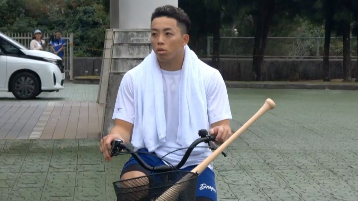 岡林勇希　練習でお疲れの中ファンサービスありがとうございます