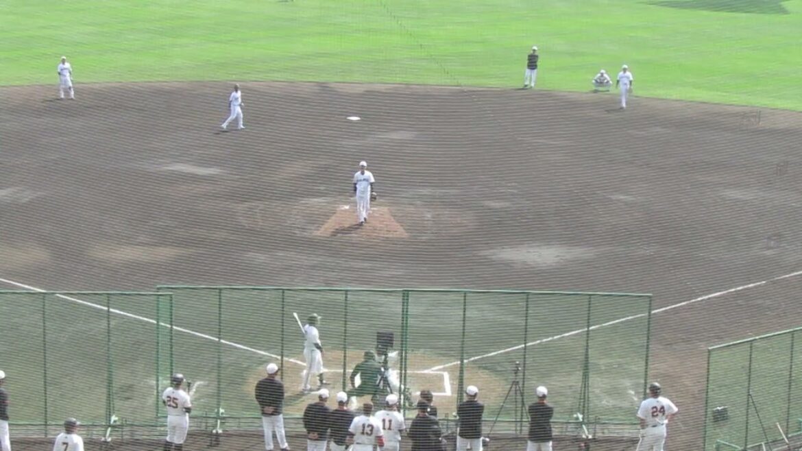 甲斐拓也セカンド頭を超えるヒットを放つ（読売ジャイアンツ 沖縄春季キャンプ2025年2月17日）
