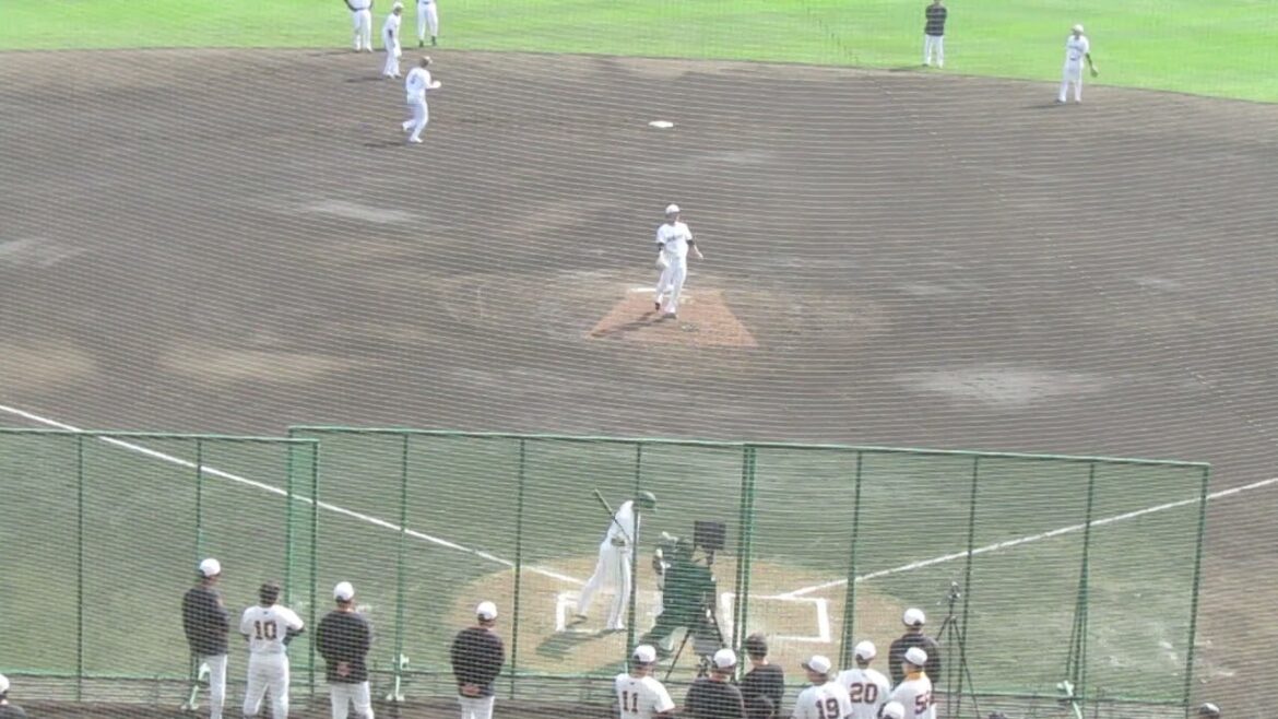シート打撃最後に長野久義が素晴らしいあたりの二塁打（読売ジャイアンツ 沖縄春季キャンプ2025年2月17日）
