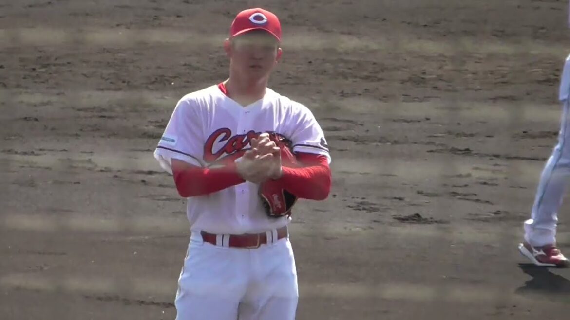 2025年2月 練習試合 広島東洋・高橋 昂也 投手の準備投球（ボールデッド中）