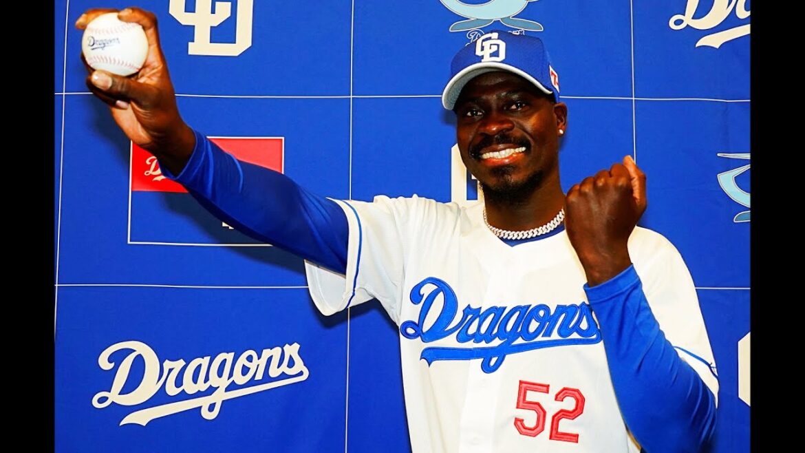 Chunichi-Dragons: 守護神候補 #マルテ 投手 入団会見 守護神候補 #マルテ 投手 入団会見