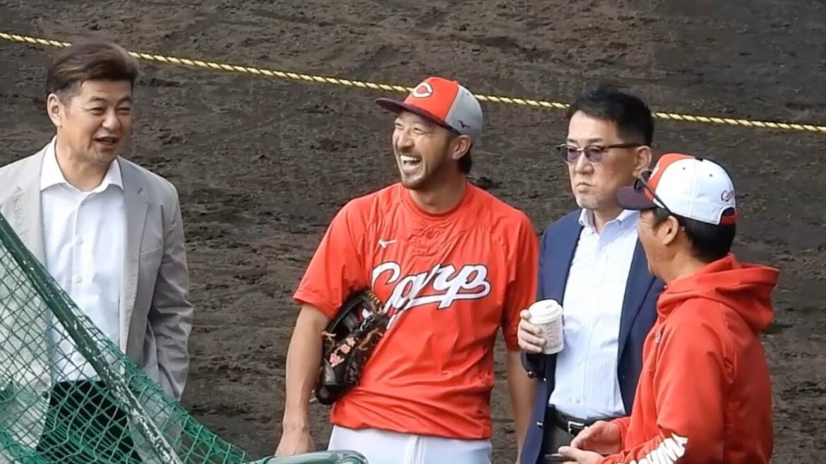 カープ歴代監督の野村さん、緒方さん登場！挨拶する坂倉、小園、秋山、菊池！広島カープ沖縄春季キャンプ 2025年2月22日