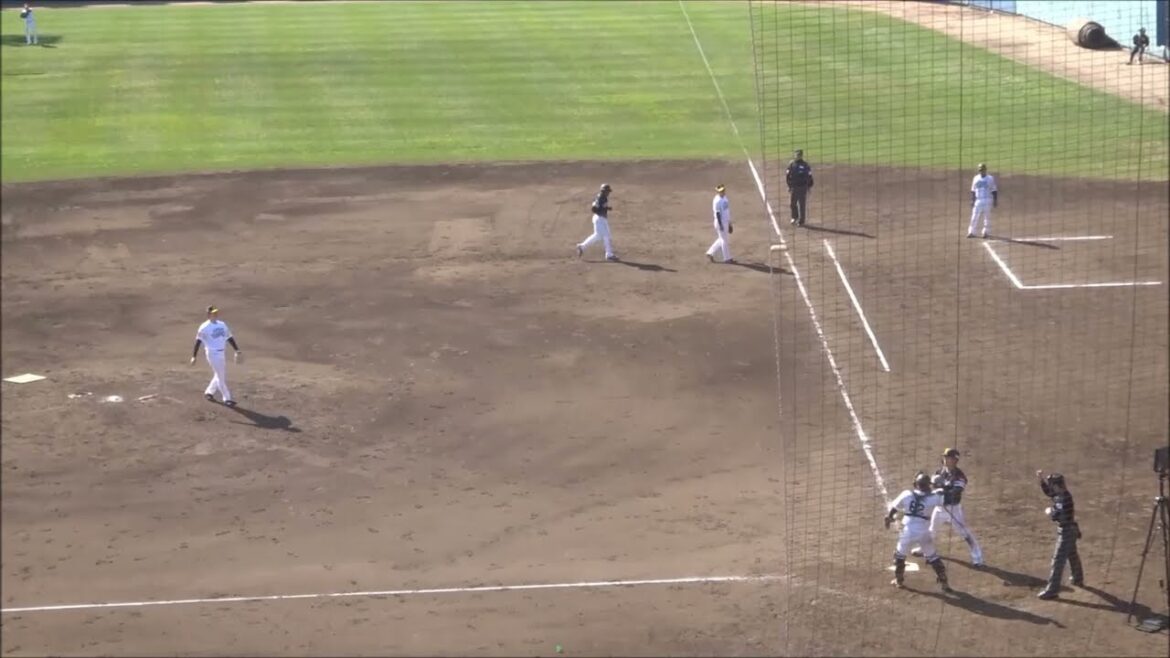 ルーキー＝川口冬弥投手のピッチング ＋ ライト＝緒方理貢のファインプレーに拍手！　～SBホークス紅白戦・7回表（2025.02.17）～