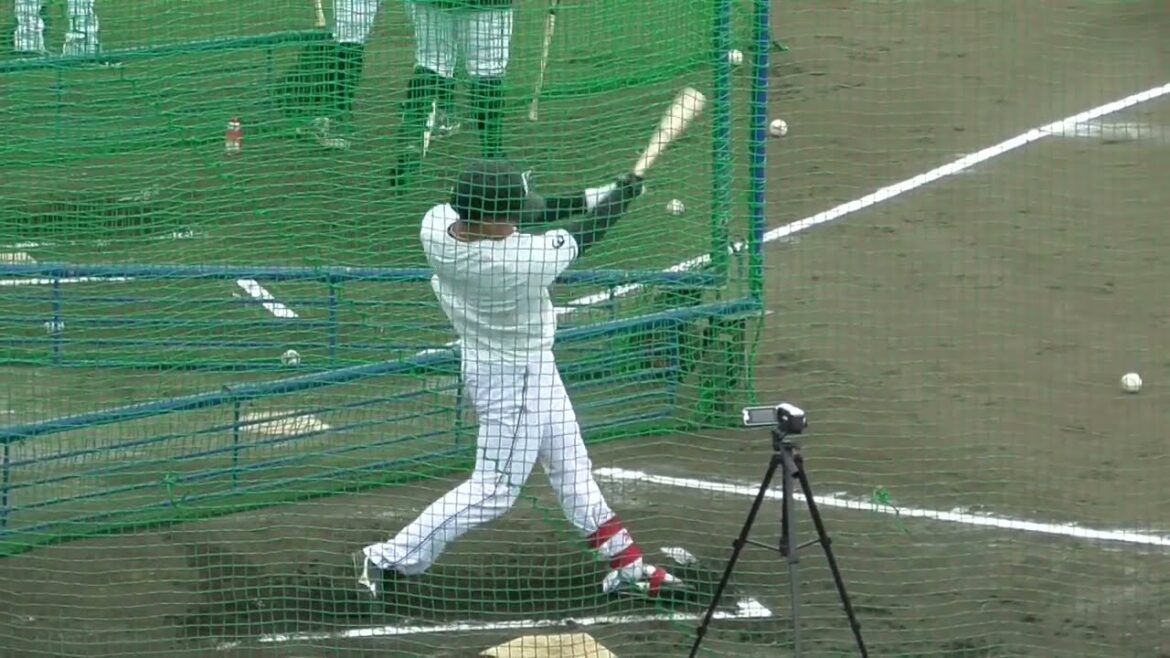 2025年2月 千葉ロッテ 西川 史礁 選手のフリー打撃練習