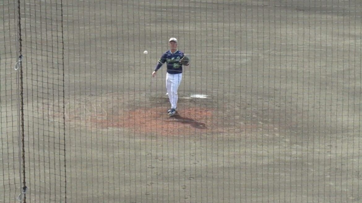 ヤクルト小川泰弘がシート打撃登板 2025年の投球フォーム＜ヤクルトスワローズ 沖縄キャンプ 2025年2月19日＞