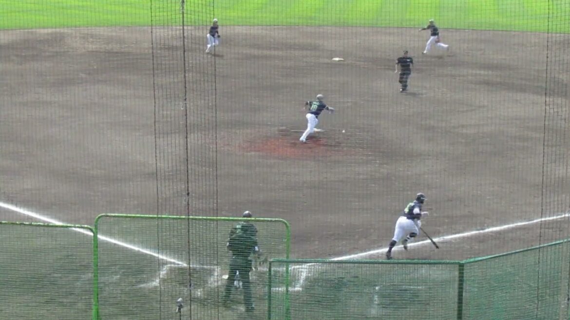 シート打撃 石川雅規〜丸山和郁のピッチャー返しにしっかり反応＜ヤクルトスワローズ 沖縄キャンプ 2025年2月19日＞