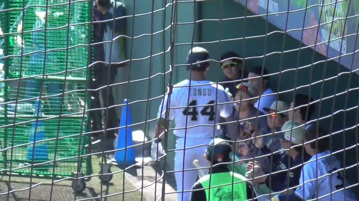 【プロ野球】2025年2月26日　オリックス　キャンプ　『VSロッテ　頓宮選手　ソロホームラン　6回裏』